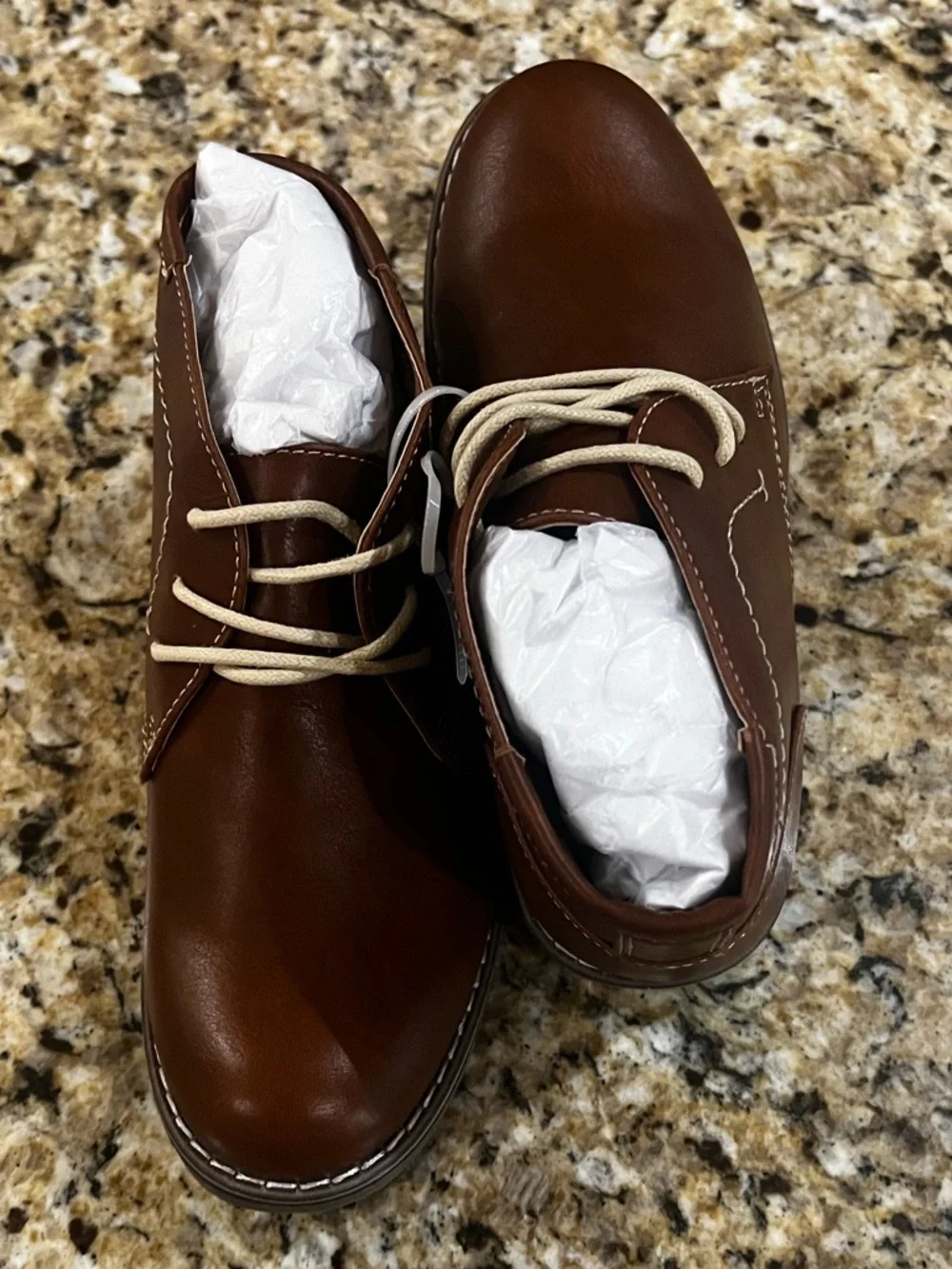New - Steve Madden Kids Brown Lace-Up Chukka Boots with Cream Laces